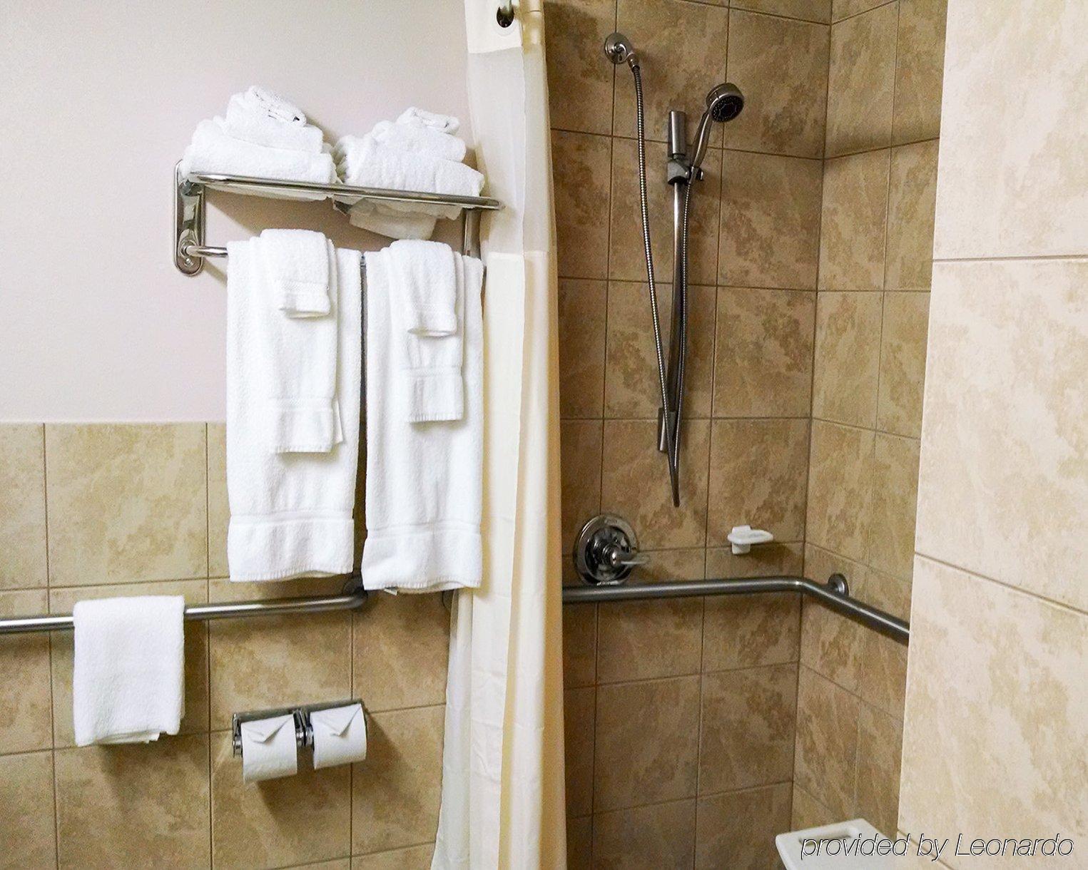 הגרסטאון Plaza Inn & Suites מראה חיצוני תמונה