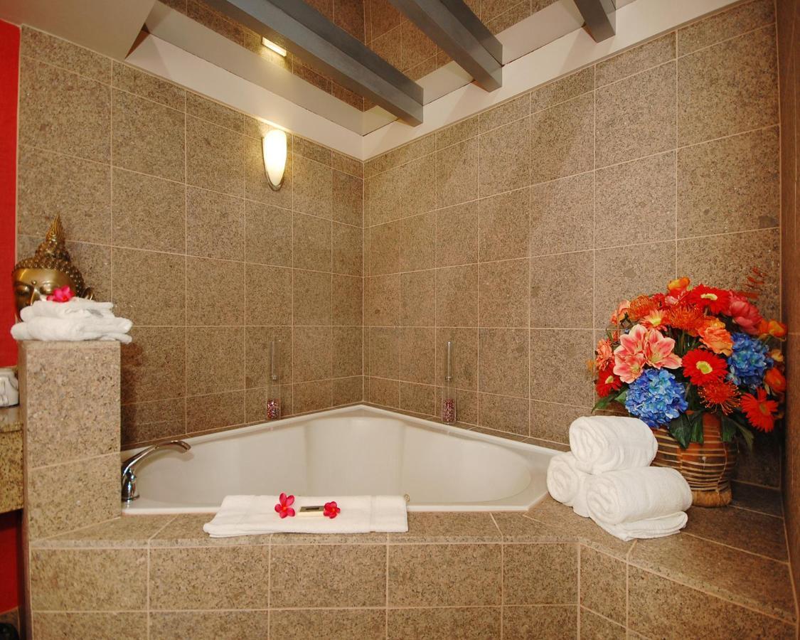 הגרסטאון Plaza Inn & Suites מראה חיצוני תמונה
